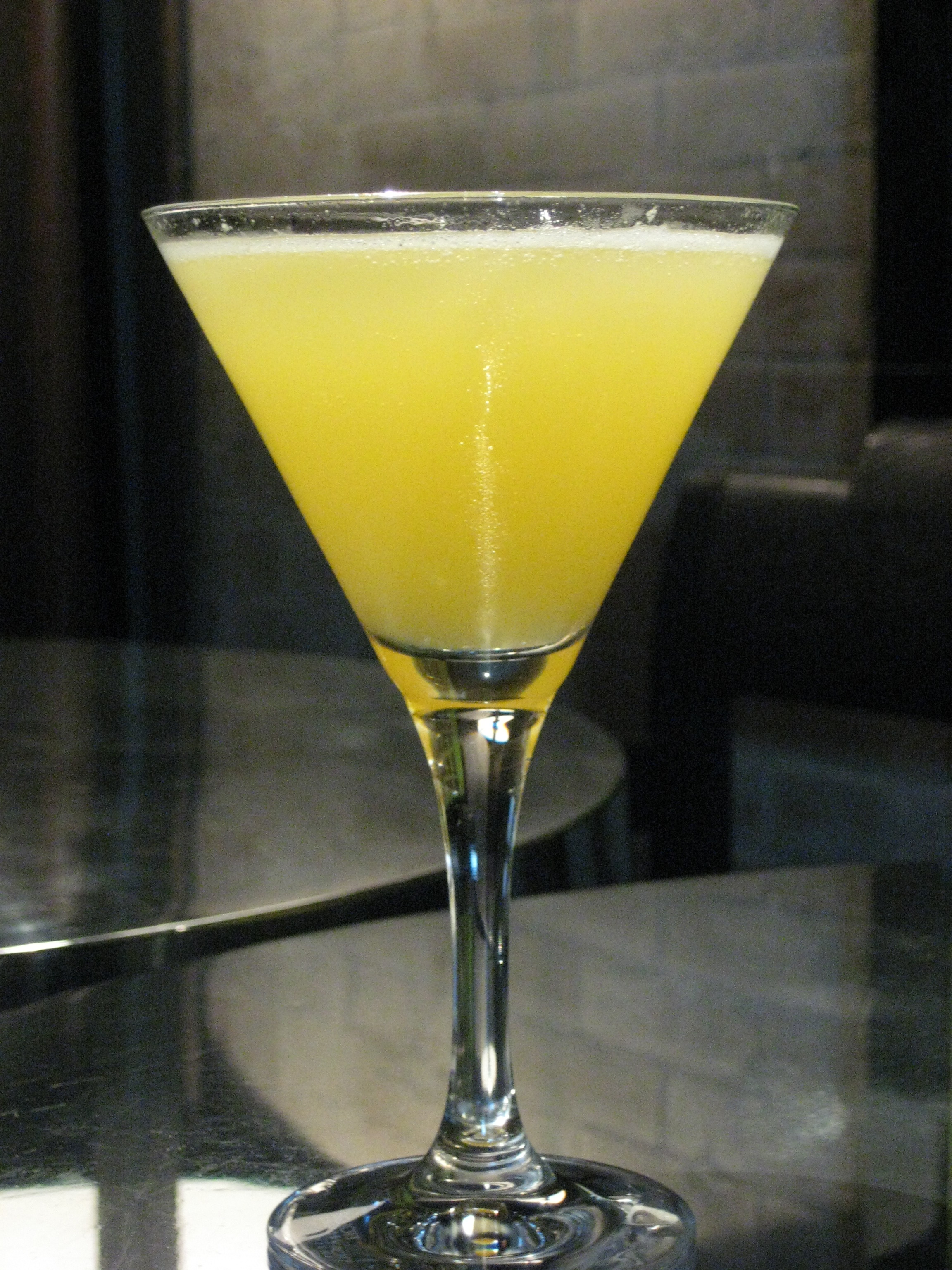 Fresh Pineapple 10oz Martini Cocktail Glass | Set of 4